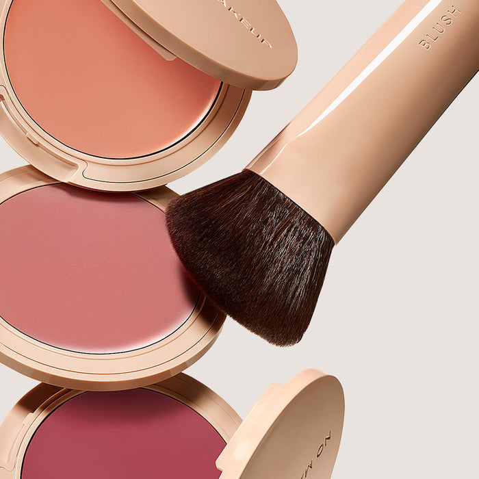 No Makeup Makeup – peach, pink, and plum blush shades with a brush, natural minimal makeup