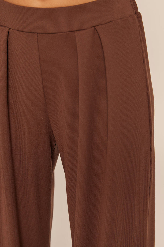 Jeannie Pant