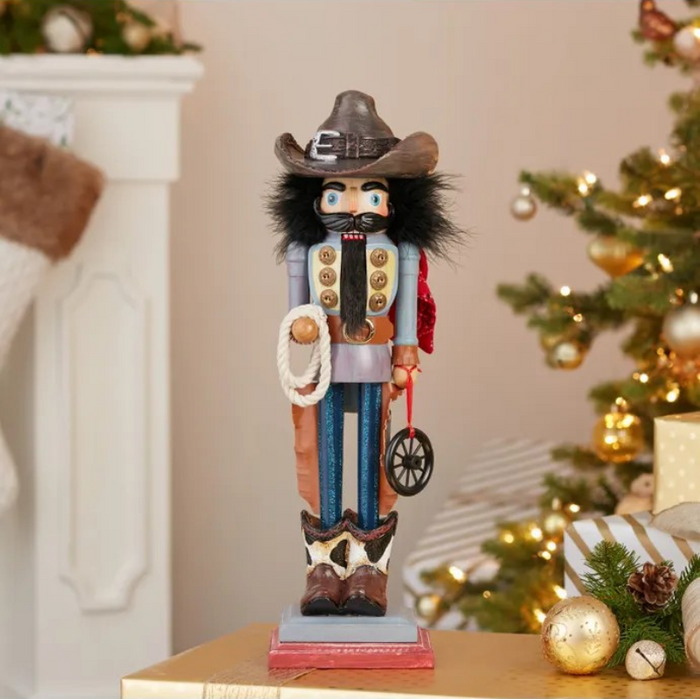 19 inch hollywood cowboy with wagon wheel nutcracker