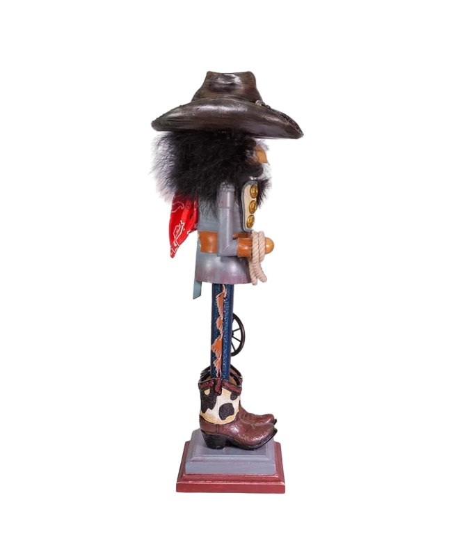 19 inch hollywood cowboy with wagon wheel nutcracker