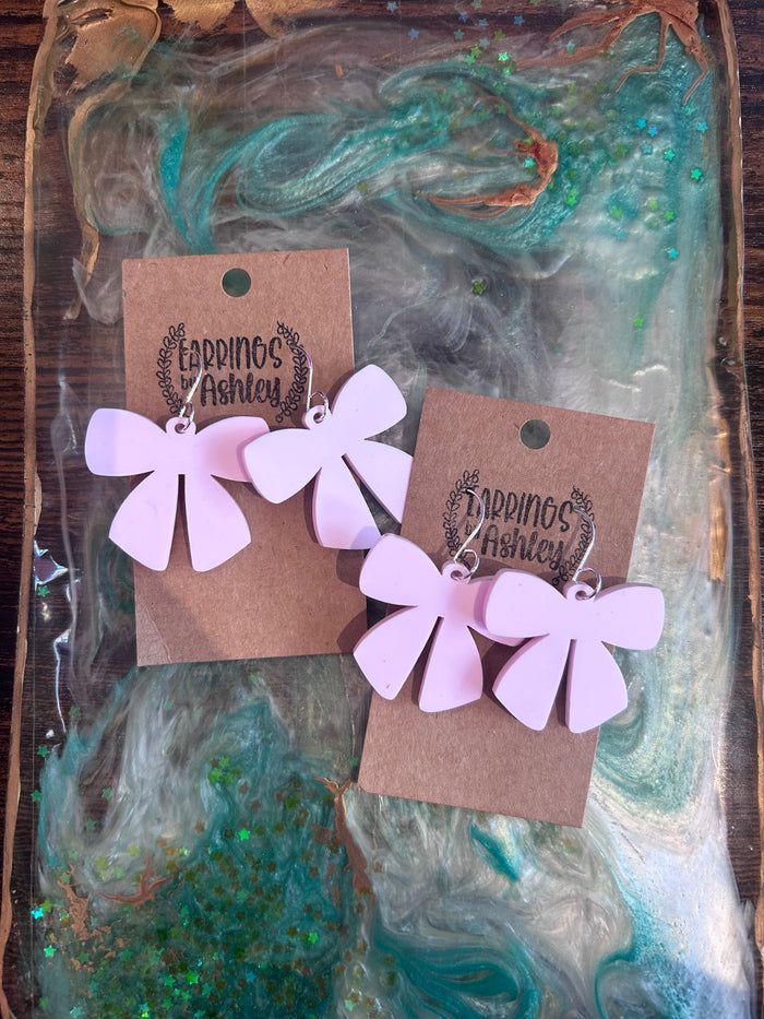 Acrylic bow earrings