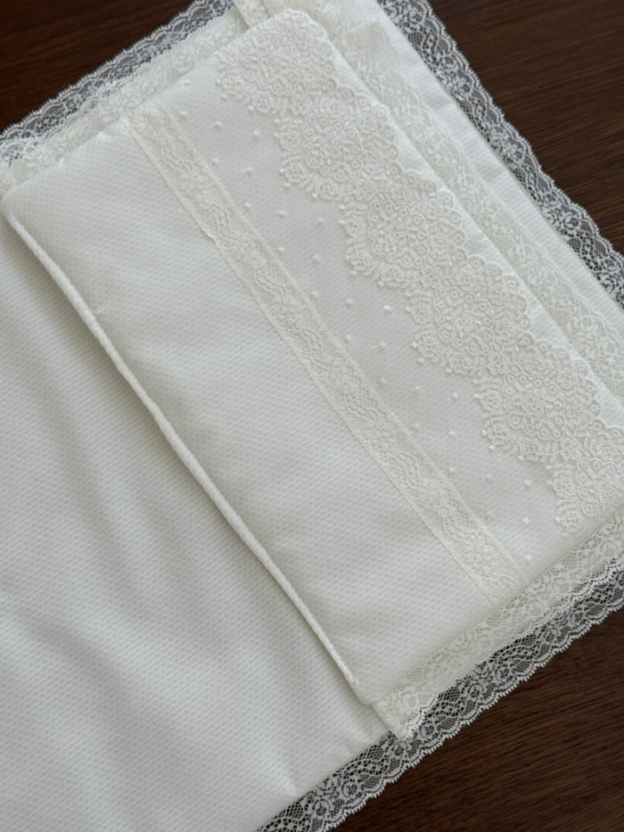 Agatha Bassinet Pad/Liner 2-piece set (WHITE OR IVORY)