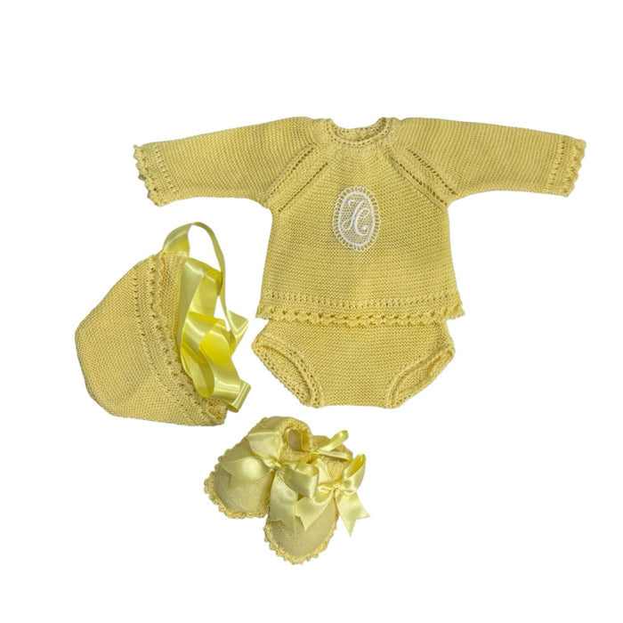 Andy Initial Knitted 4-piece baby set in yellow with bonnet and matching footwear