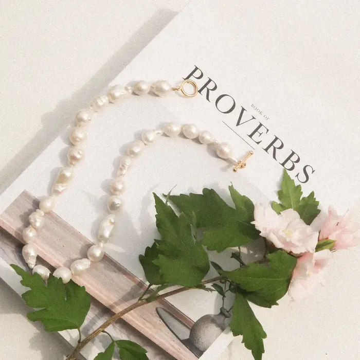 Chunky Pearl Necklace: 17 in