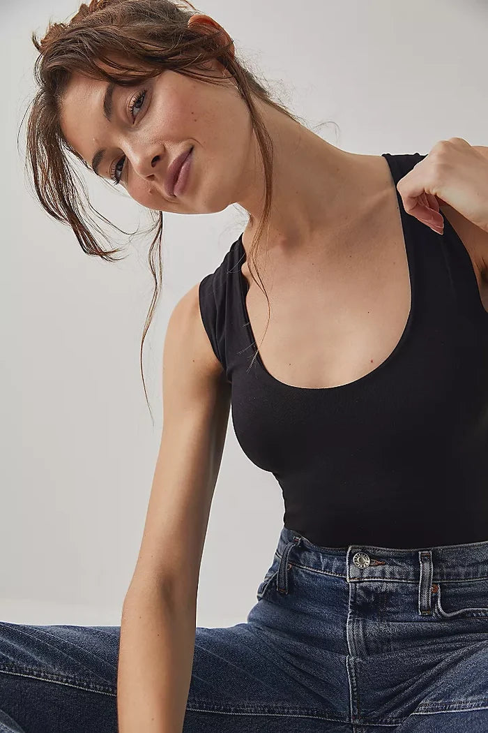 Clean Lines Muscle Cami - Black