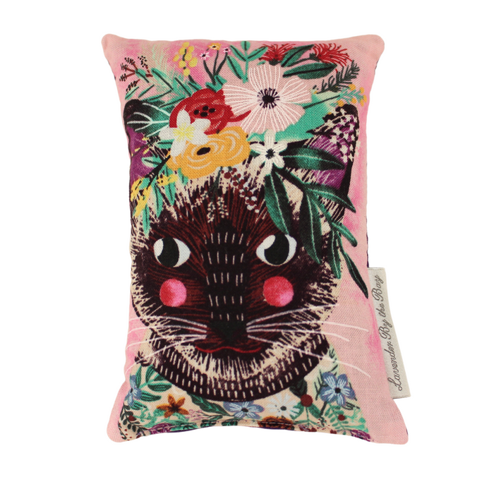 Cat on Pink sachet for drawers
on white background