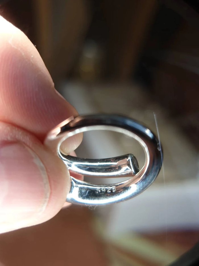 Elegant Adjustable Ring