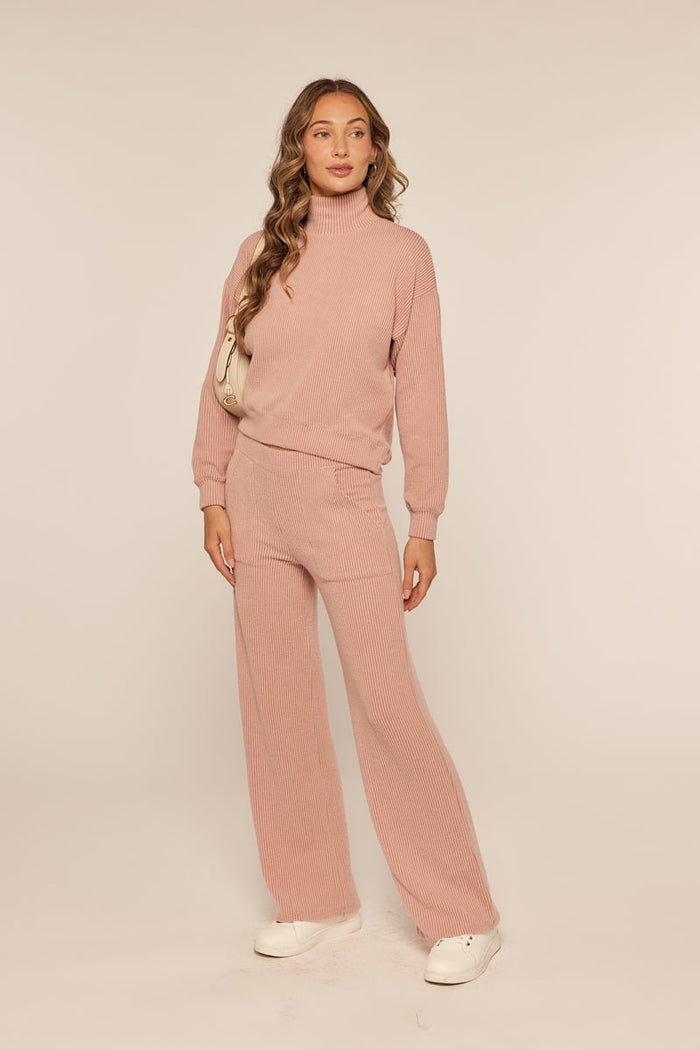 Kaia Pant