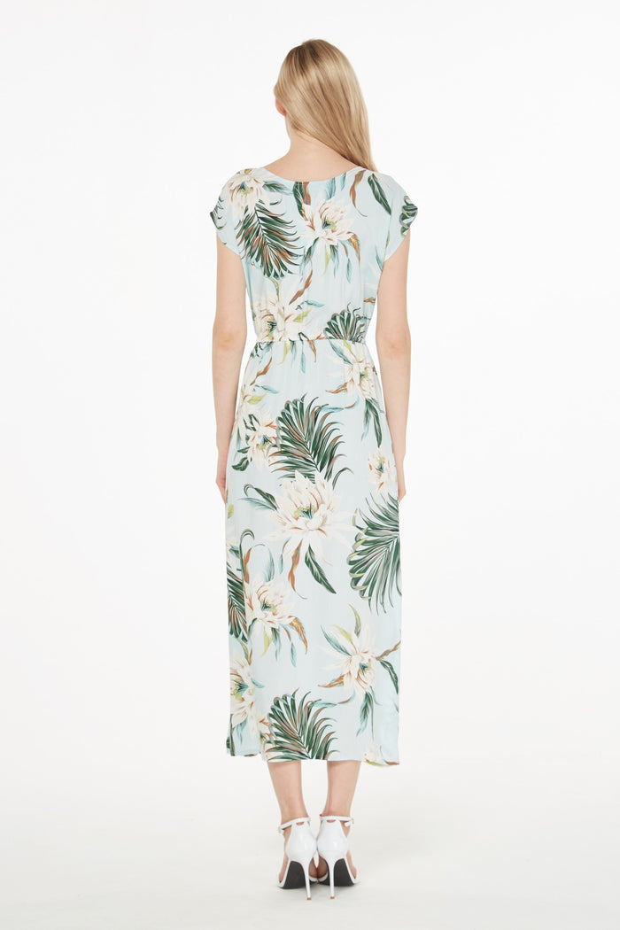 Mother Daughter Nalu Set in Wispy Cereus Light Blue