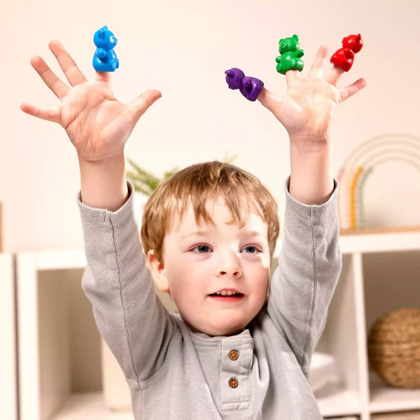 Ooly Cuddly Cubs Bear Finger Crayons - Set of 6