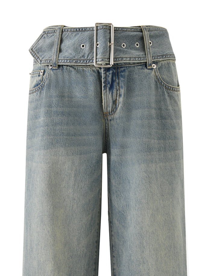 The TIGERMIST REEF JEAN - LIGHTWASH features a vintage wash, high-waisted boyfriend fit, matching denim belt with silver loops, front pockets, and prominent seams. Shown in light blue against a plain white background.