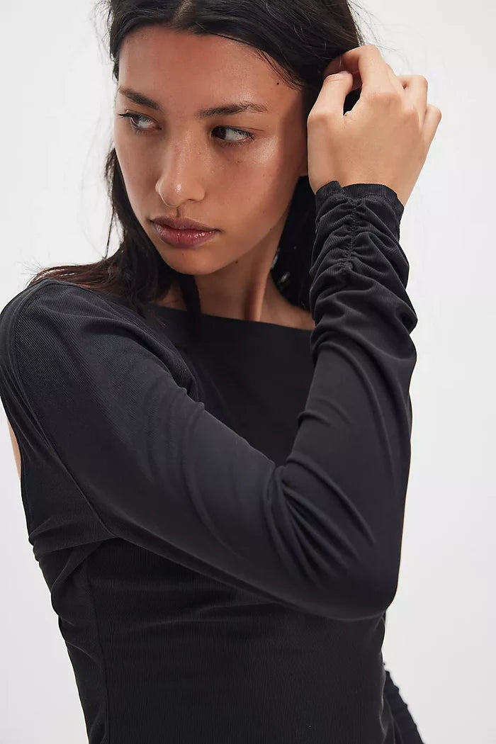 Riley Tee - Black