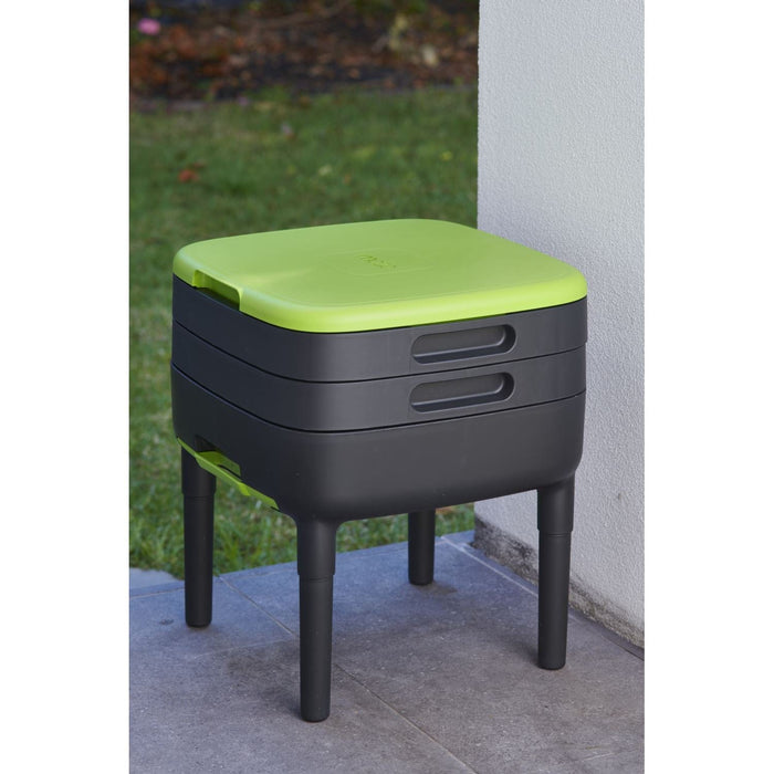 Riverstone Industries Gardening Riverstone | Maze Worm Farm Starter Kit with Plastic Legs RSI-MC-WORM-SKP