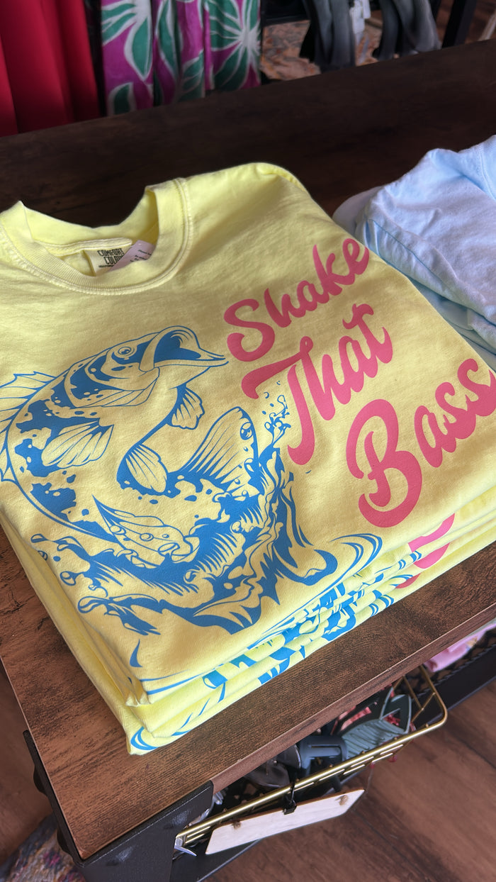 Shake that bass tee