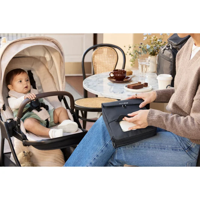 Skip Hop Clean Slate Changing Station - Black