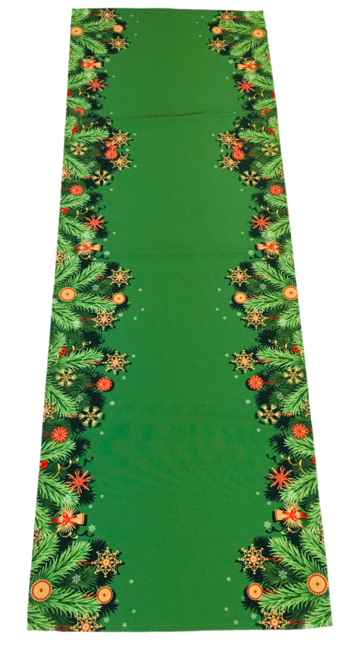 Straw Ornaments Table Runner