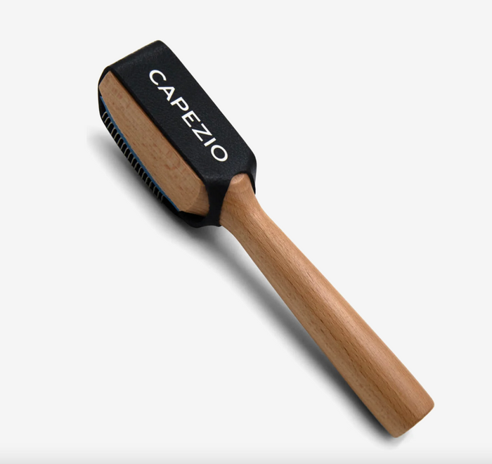 Suede Kiss (Suede Care Brush)