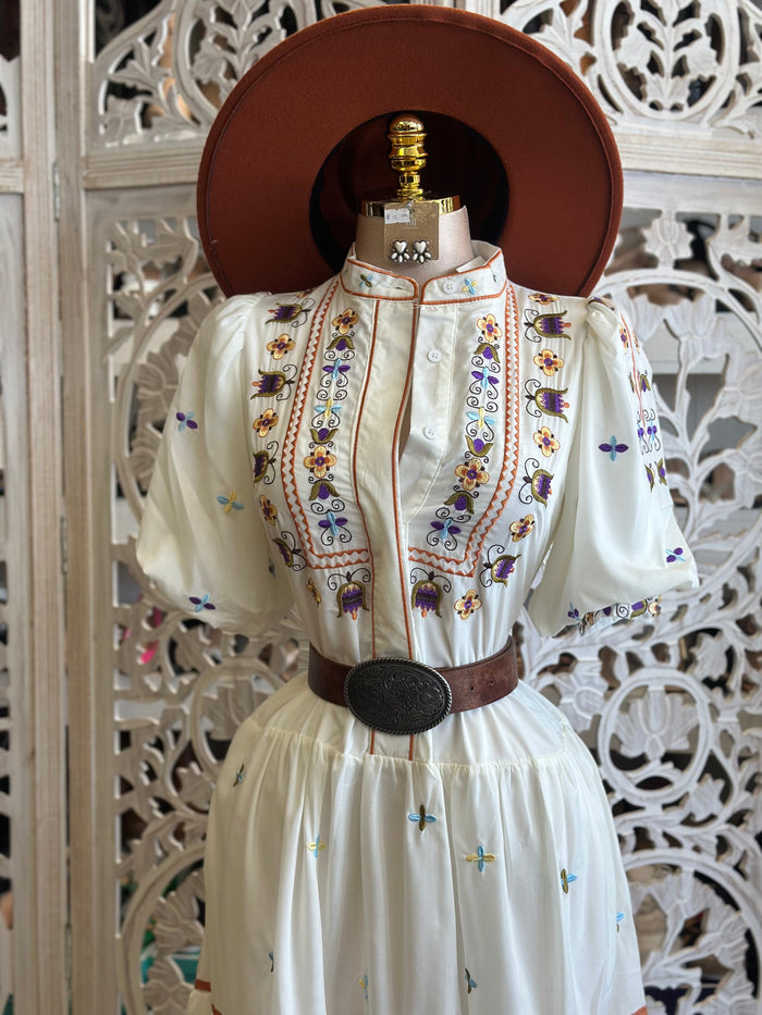 Tiered Embroidered Midi Dress- Not Stretchy, No Estira
