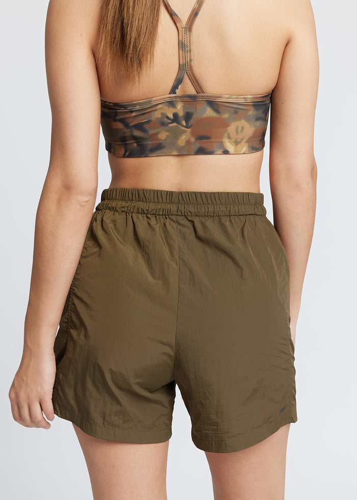 Rethinkit Track Shorts Petri Shorts 4212 deep olive