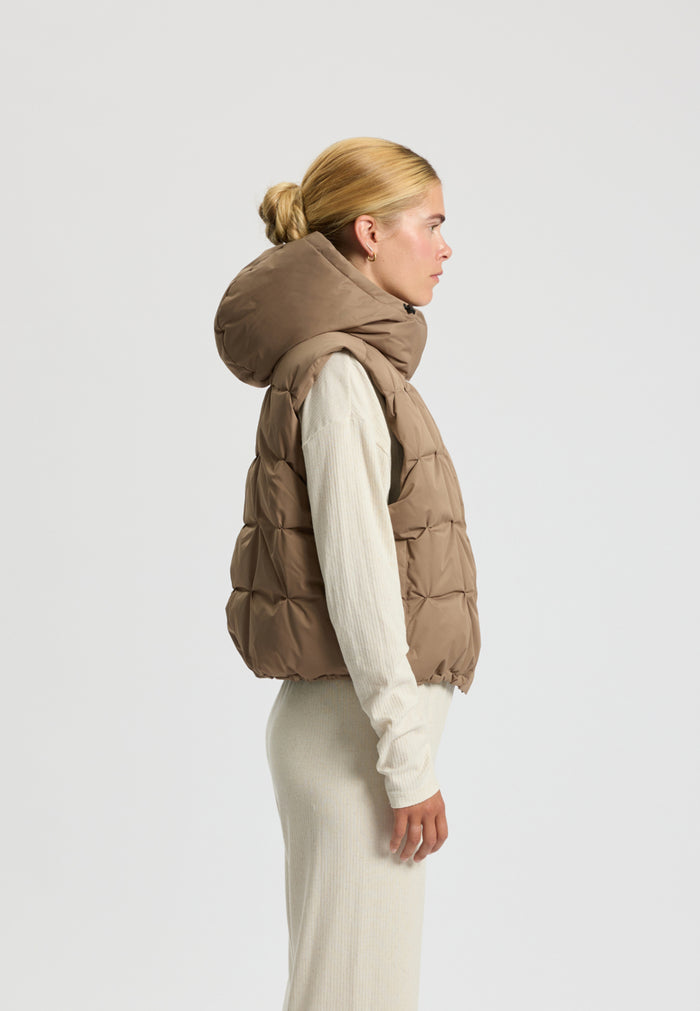 Rethinkit Vest Cube Vest 3201 walnut