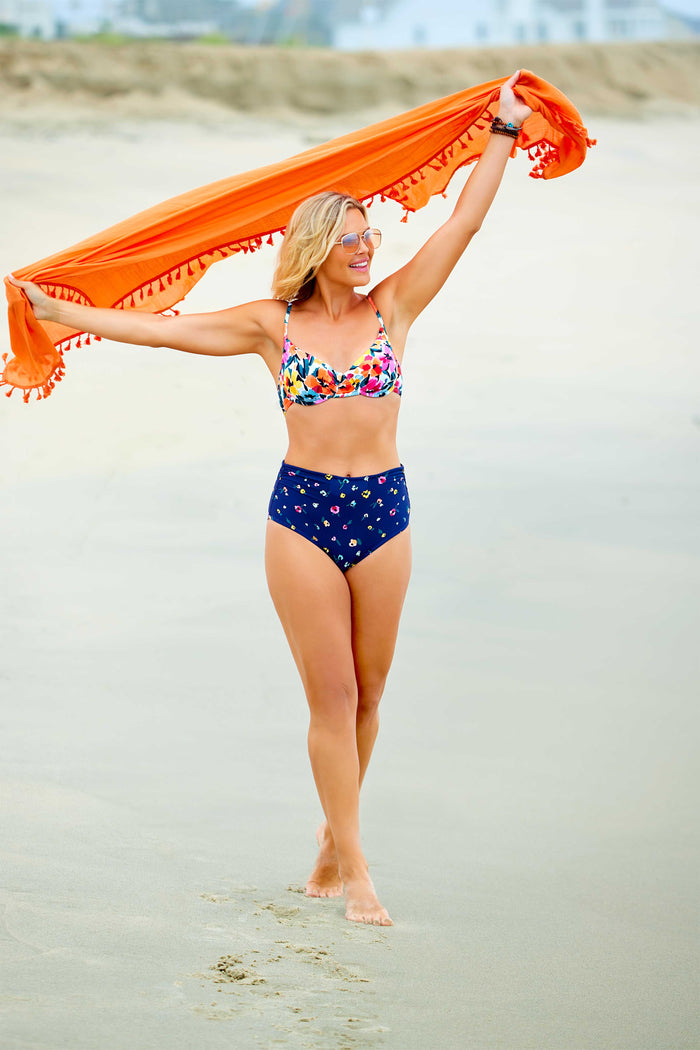 Women's Gradient Floral Shirred Underwire Bikini Swim Top - FINAL SALE