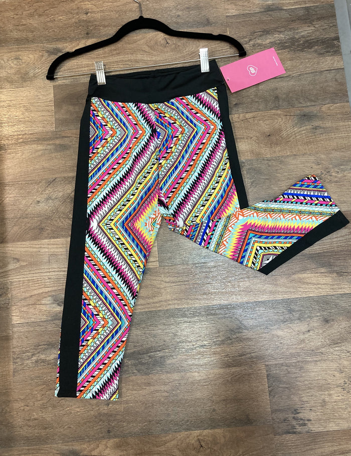 Zig Zag Capri Leggings